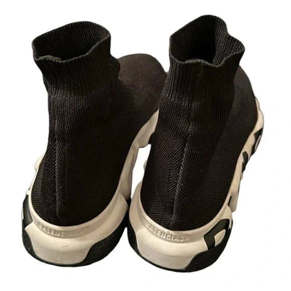 BALENCIAGA | Men’s‎ Black/White Logo Text Speed Runner Graffiti Sneakers Size 9 - Picture 3 of 12